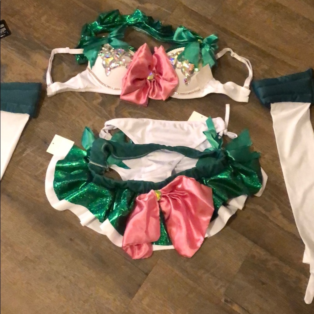 Sailor Jupiter rave/cosplay outfit